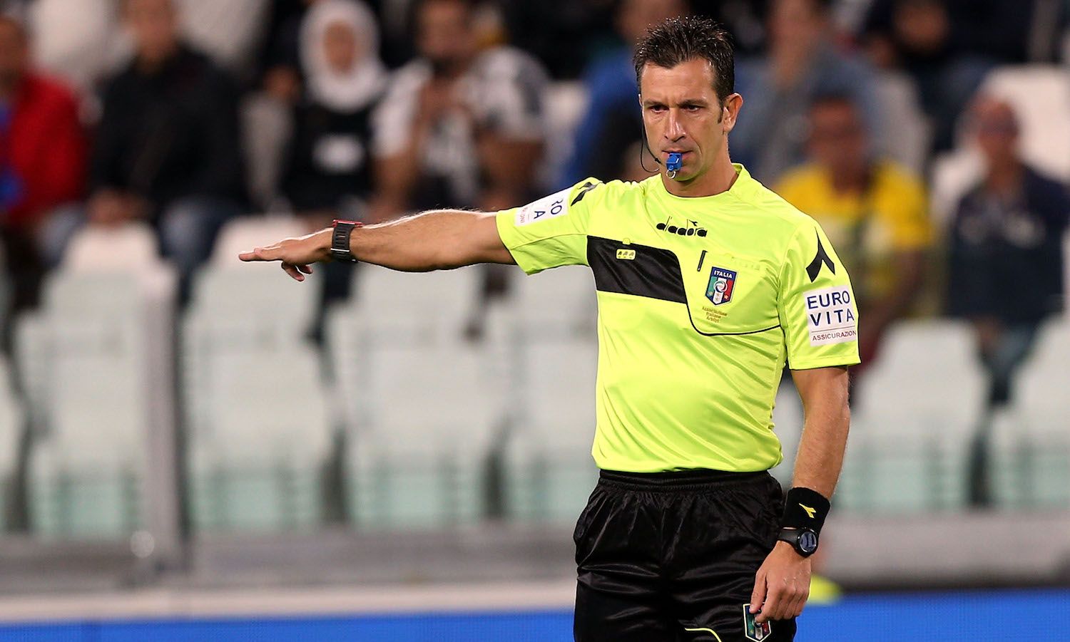 Doveri arbitro indica